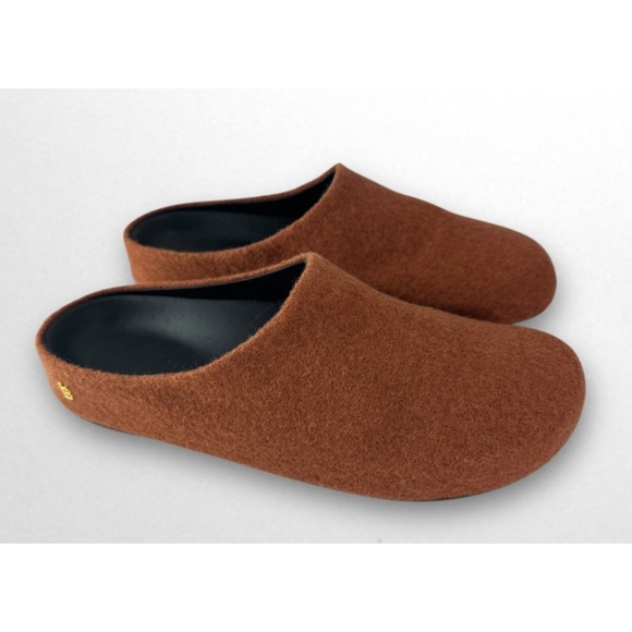 Veronica Beard Shoes - Veronica Beard Clogs Wool Felt Slides Orange Size 11M 11 Fall Harvest Mule Shoes